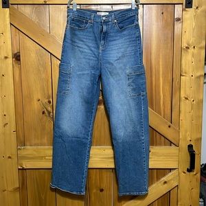 Levi’s Heritage High-Rise Loose Straight